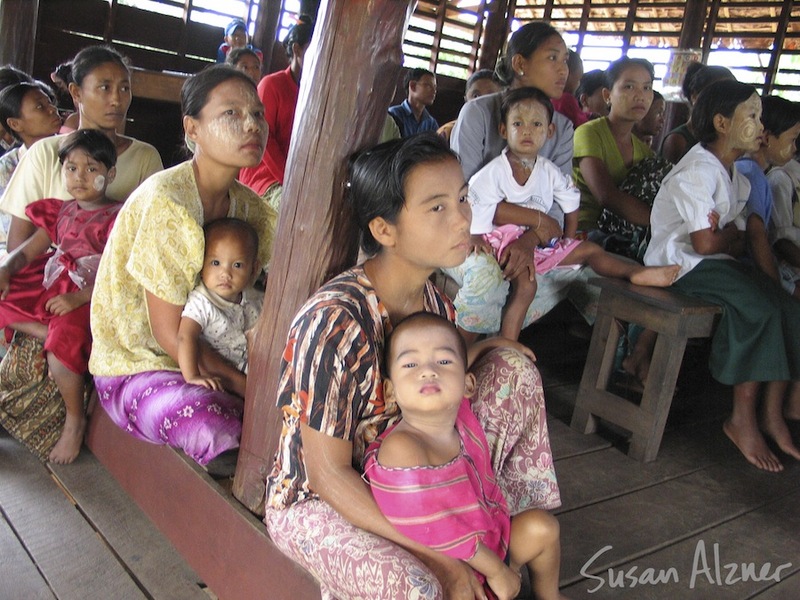 Ani DiFranco and Damien Rice share music with school children in the Karen State of Burma