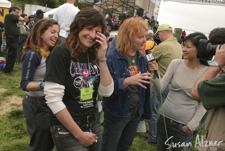 Ani DiFranco and Indigo Girls backstage at the March for Women's Lives in Washington, DC
